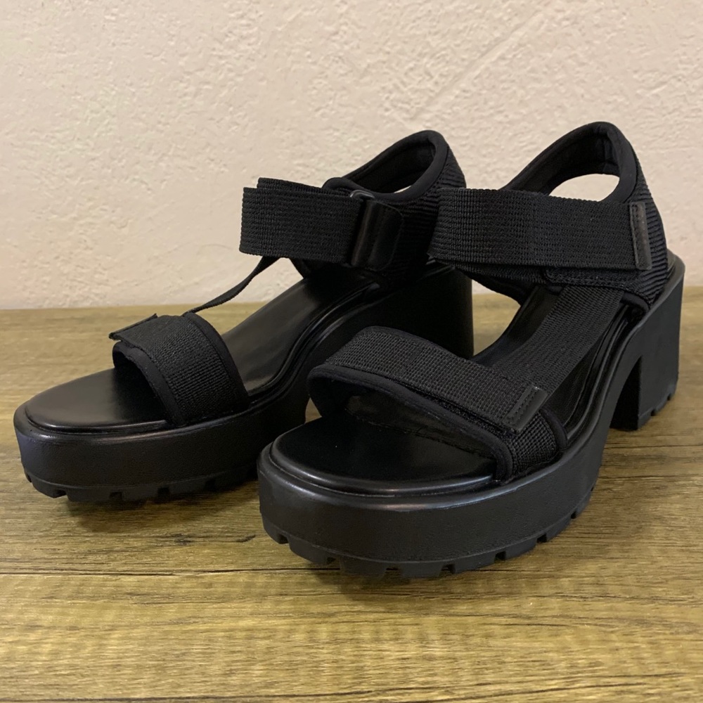 Never Worn Platform Sandals | Vagabond | Black